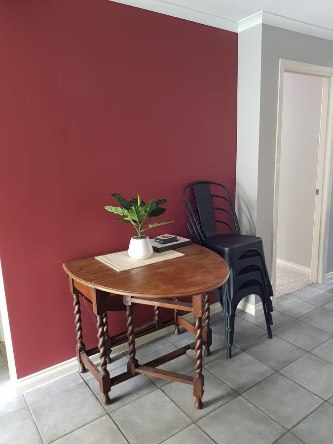 Central Taupo Townhouse Экстерьер фото